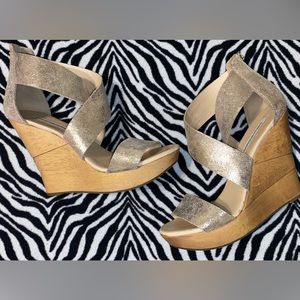 DIANE vonFURSTENBERG  size 10